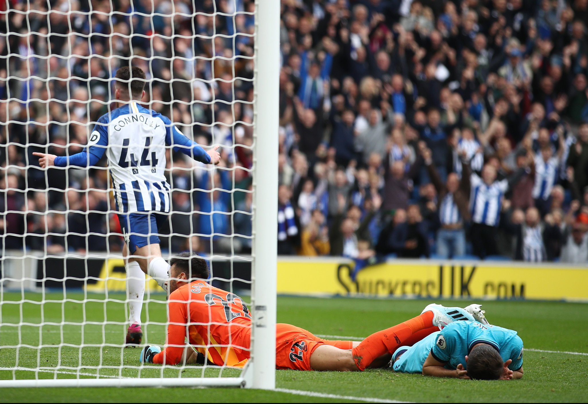 奠定基石 奠定基石